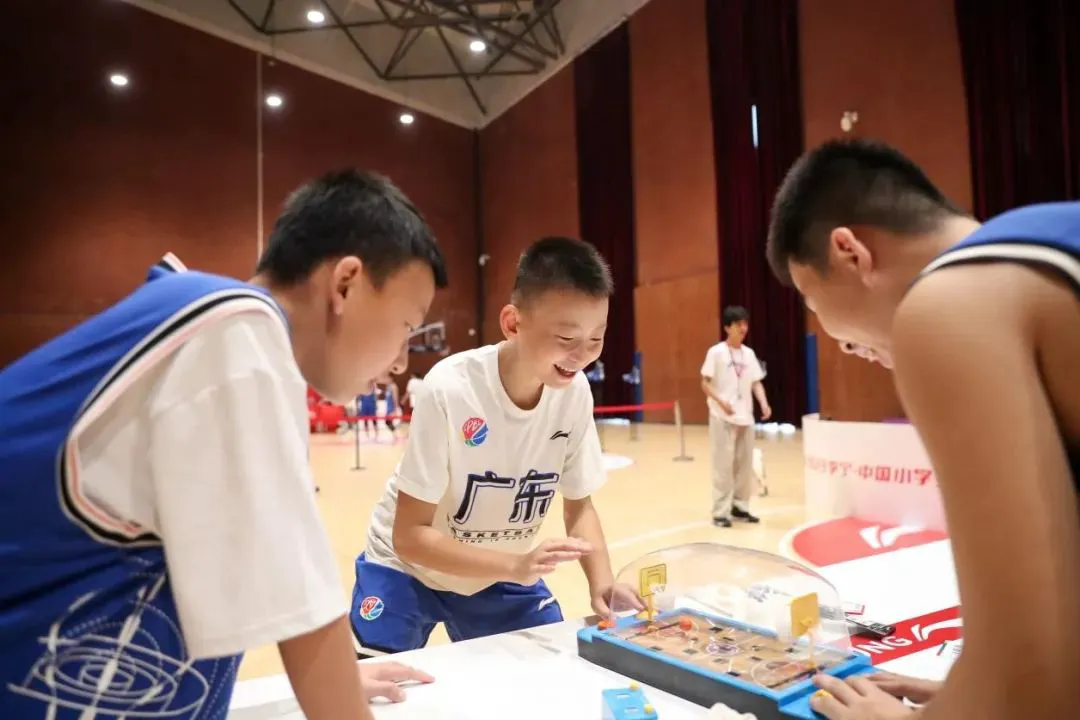 适合不同年龄段篮球爱好者的体能训练方案_1